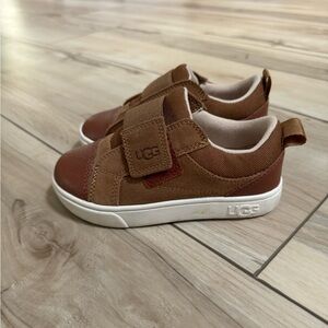 Toddler Boys Ugg Shoes. Size 9. Excellent condition.